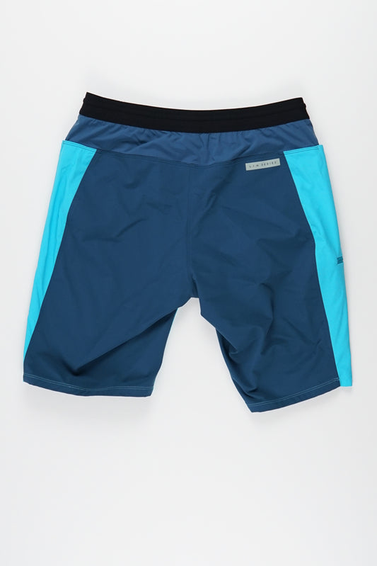 L.I.M Rugged Shorts Women Blue / 38